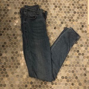 high waisted blue jeggings